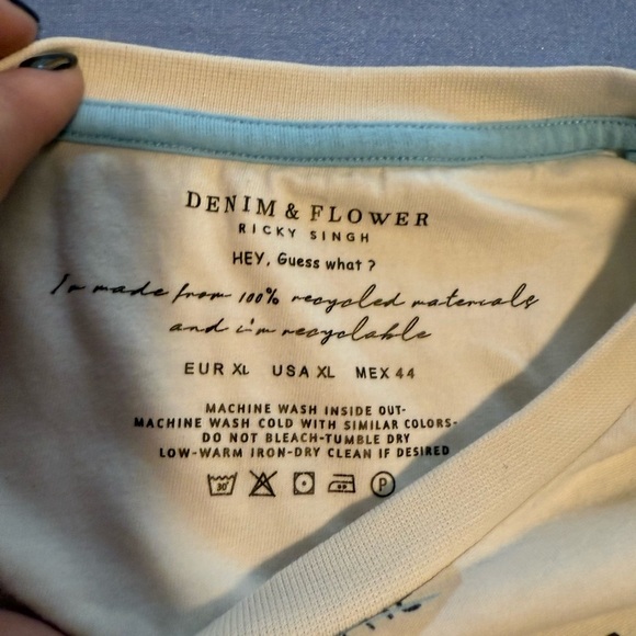 Denim & Flower Green and Blue Short Sleeve Tee - Picture 5 of 7